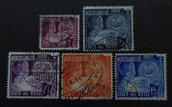 NED. INDIE NVPH 221-225 GESTEMPELD