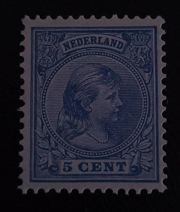 NVPH 35 ONGESTEMPELD