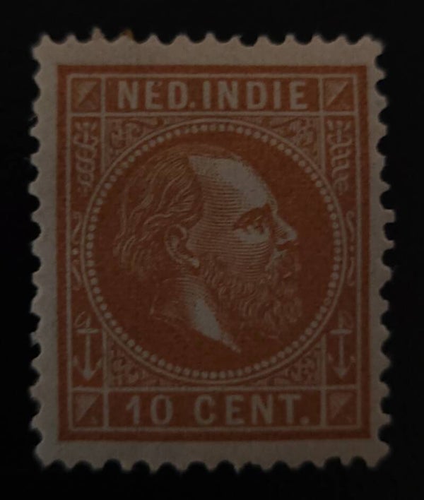 NED. INDIE NVPH 9 ONGESTEMPELD