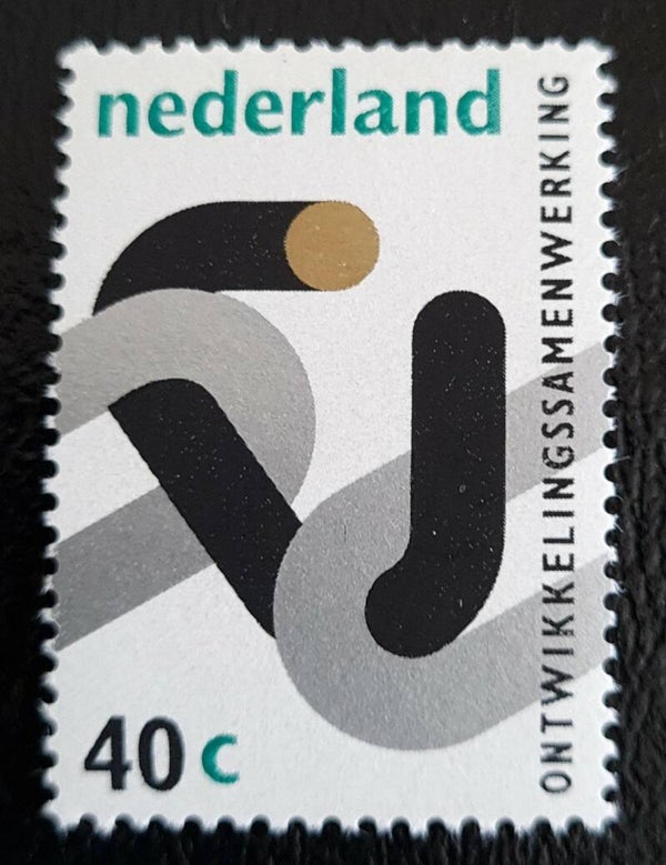NVPH 1037 POSTFRIS