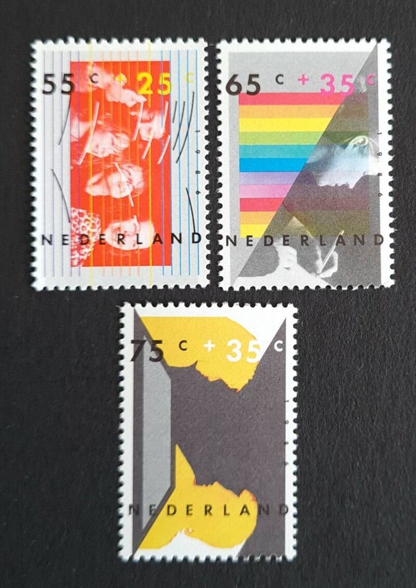 NVPH&#x20;1363-1365&#x20;POSTFRIS