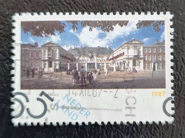 NVPH 1386 GESTEMPELD