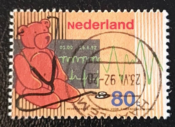 NVPH 1530 GESTEMPELD