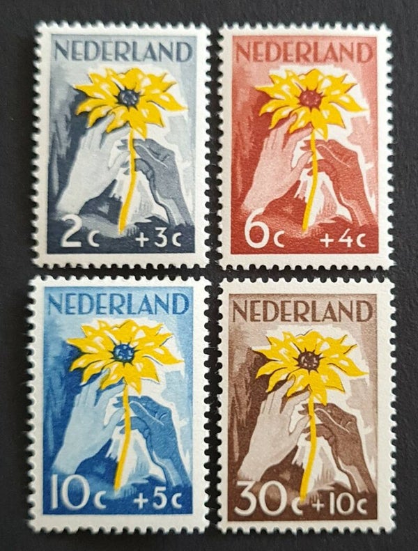 NVPH 538-541 ONGESTEMPELD