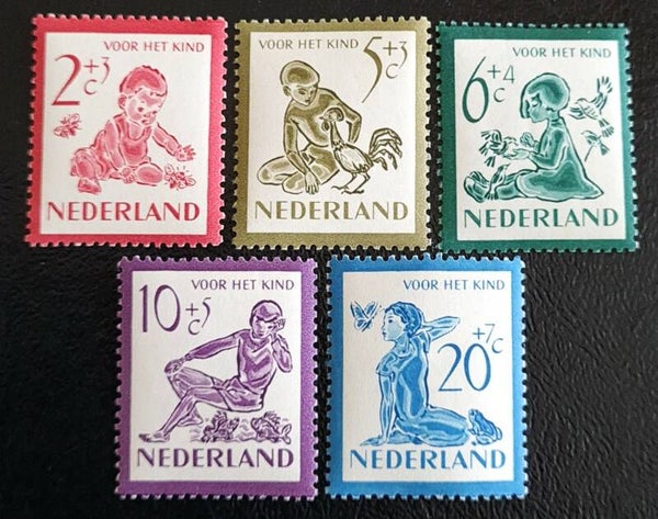 NVPH 563-567 ONGESTEMPELD