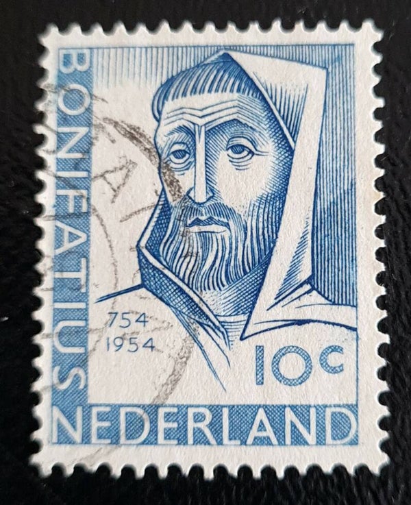 NVPH 646 GESTEMPELD