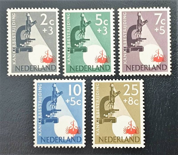 NVPH 661-665 ONGESTEMPELD