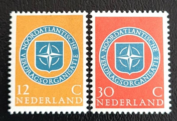NVPH 720-721 ONGESTEMPELD