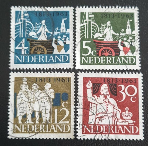 NVPH 807-810 GESTEMPELD