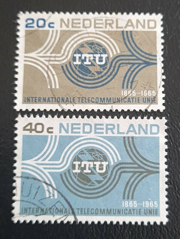 NVPH 840-841 GESTEMPELD