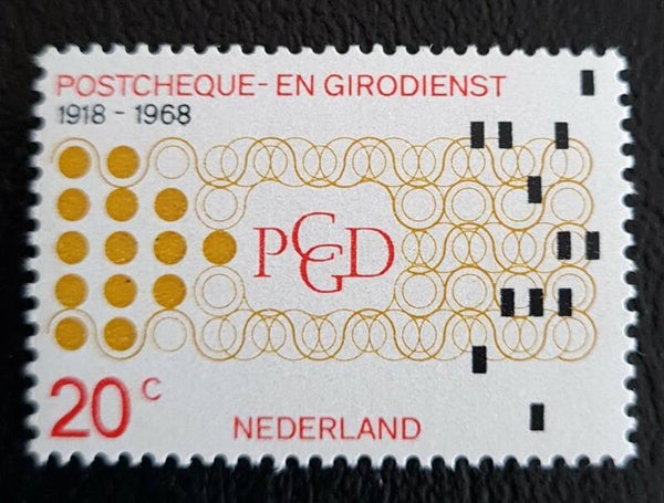 NVPH 900 POSTFRIS