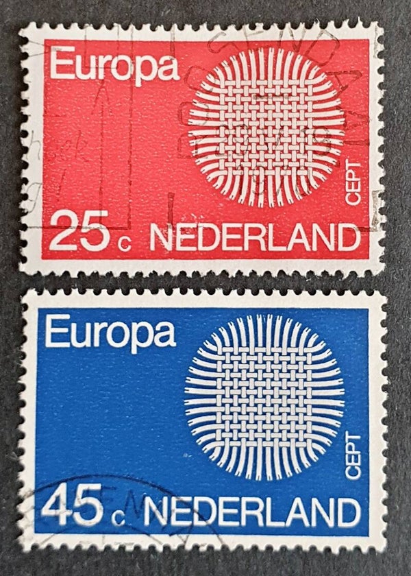 NVPH 971-972 GESTEMPELD