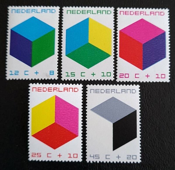 NVPH 978-982 POSTFRIS