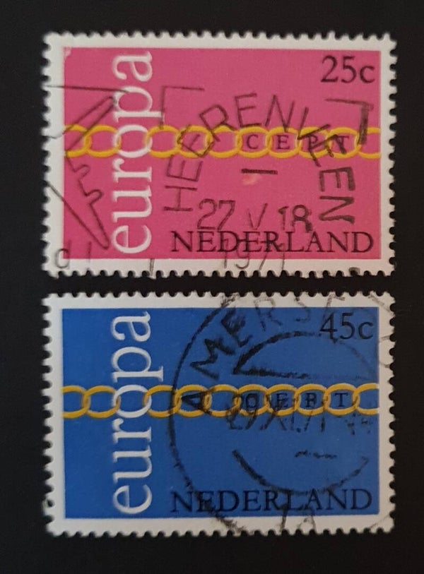 NVPH 990-991 GESTEMPELD