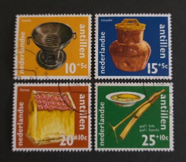 NEDERLANDSE ANTILLEN NVPH 436-439 GESTEMPELD