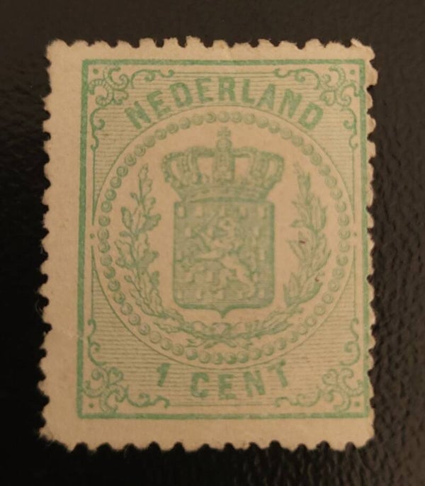 NVPH 15 ONGESTEMPELD