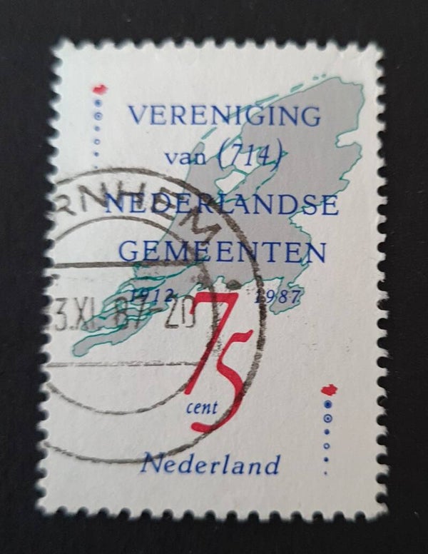 NVPH 1385 GESTEMPELD