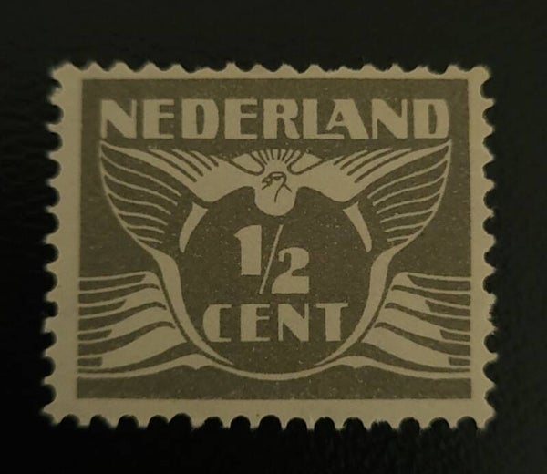 NVPH 169 ONGESTEMPELD