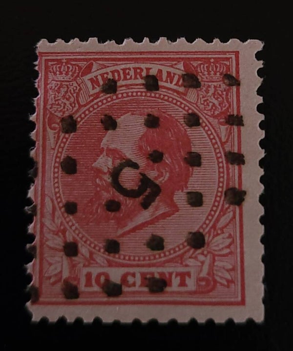 NVPH 21 GESTEMPELD PUNTSTEMPEL 5(AMSTERDAM)