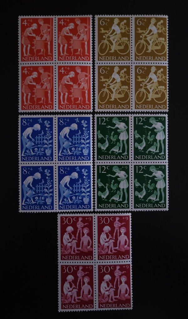 NVPH 779-783 BLOK VAN 4 POSTFRIS