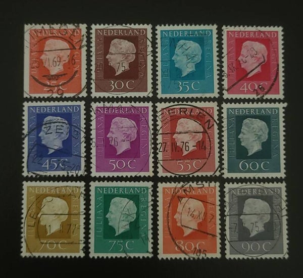 NVPH 940-951 GESTEMPELD