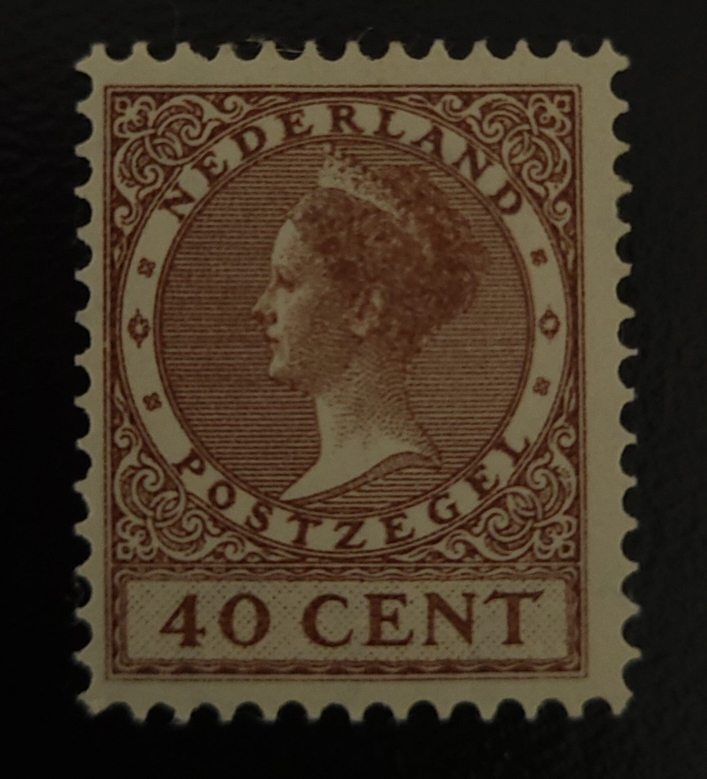 NVPH 196 ONGESTEMPELD