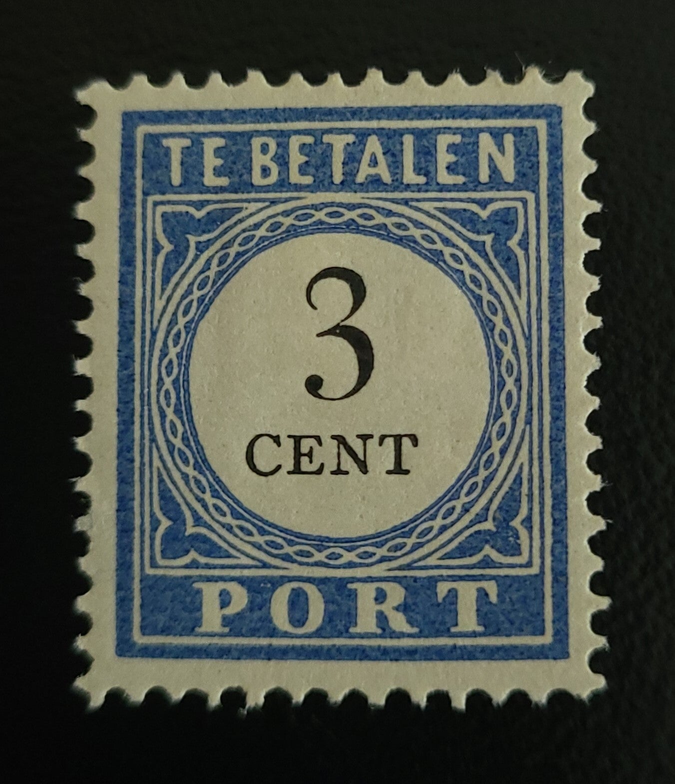 PORT 17 ONGESTEMPELD
