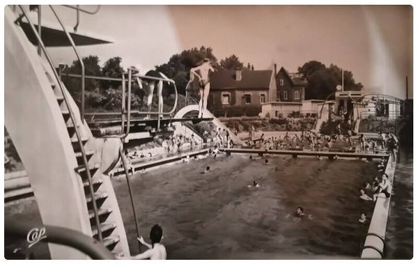 Carte postale d'Anzin stade nautique