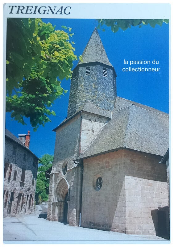 Carte postale de Treignac l'église du XV siècle