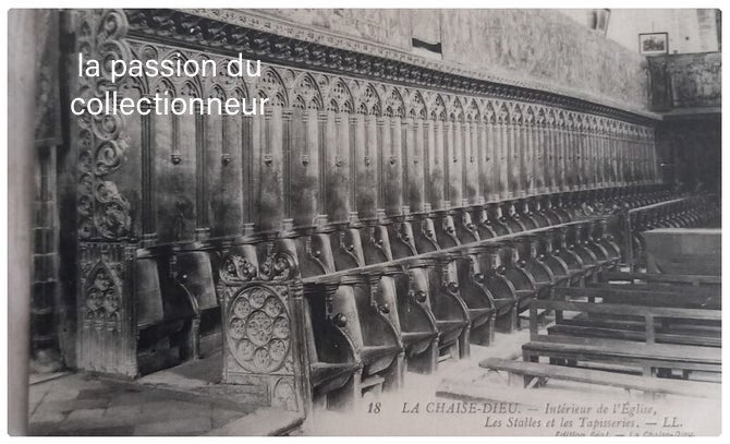 Carte postale de la Chaise Dieu intérieur de l'église