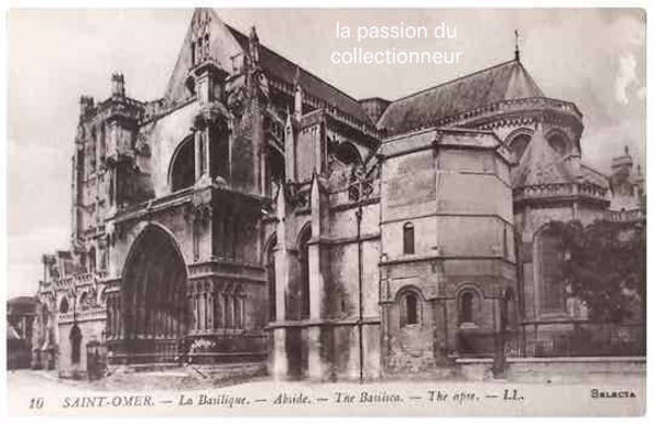 Carte postale de St Omer la basilique