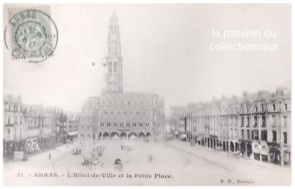 Arras l'hôtel de ville et la petite place