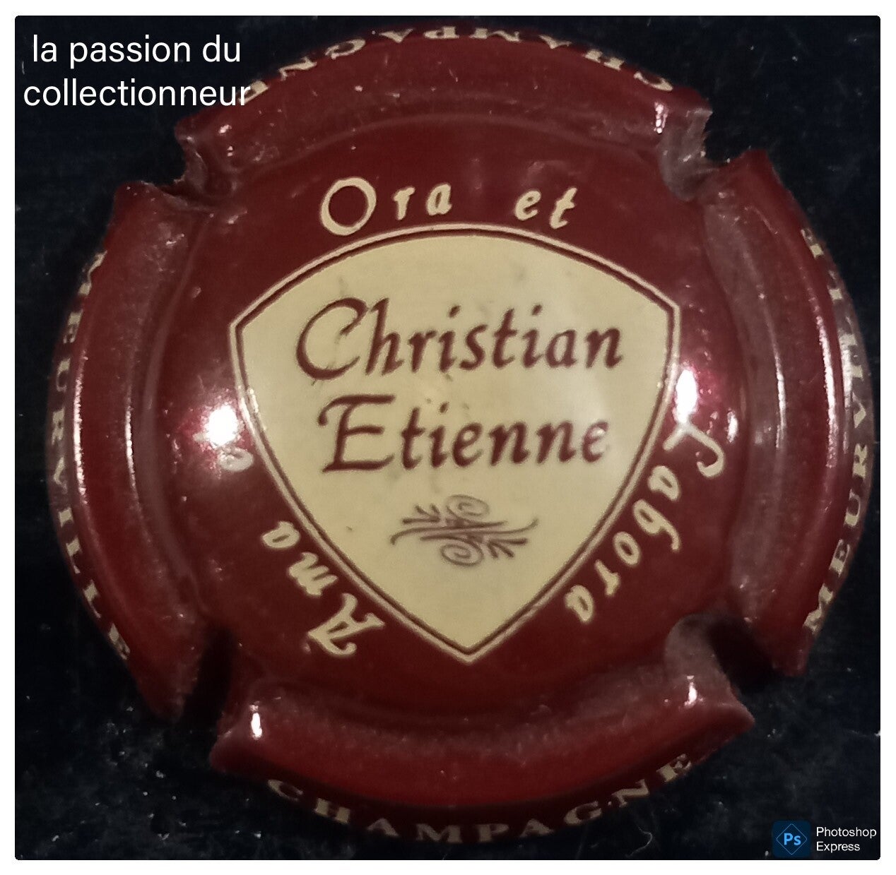 Capsule de champagne Etienne Christian