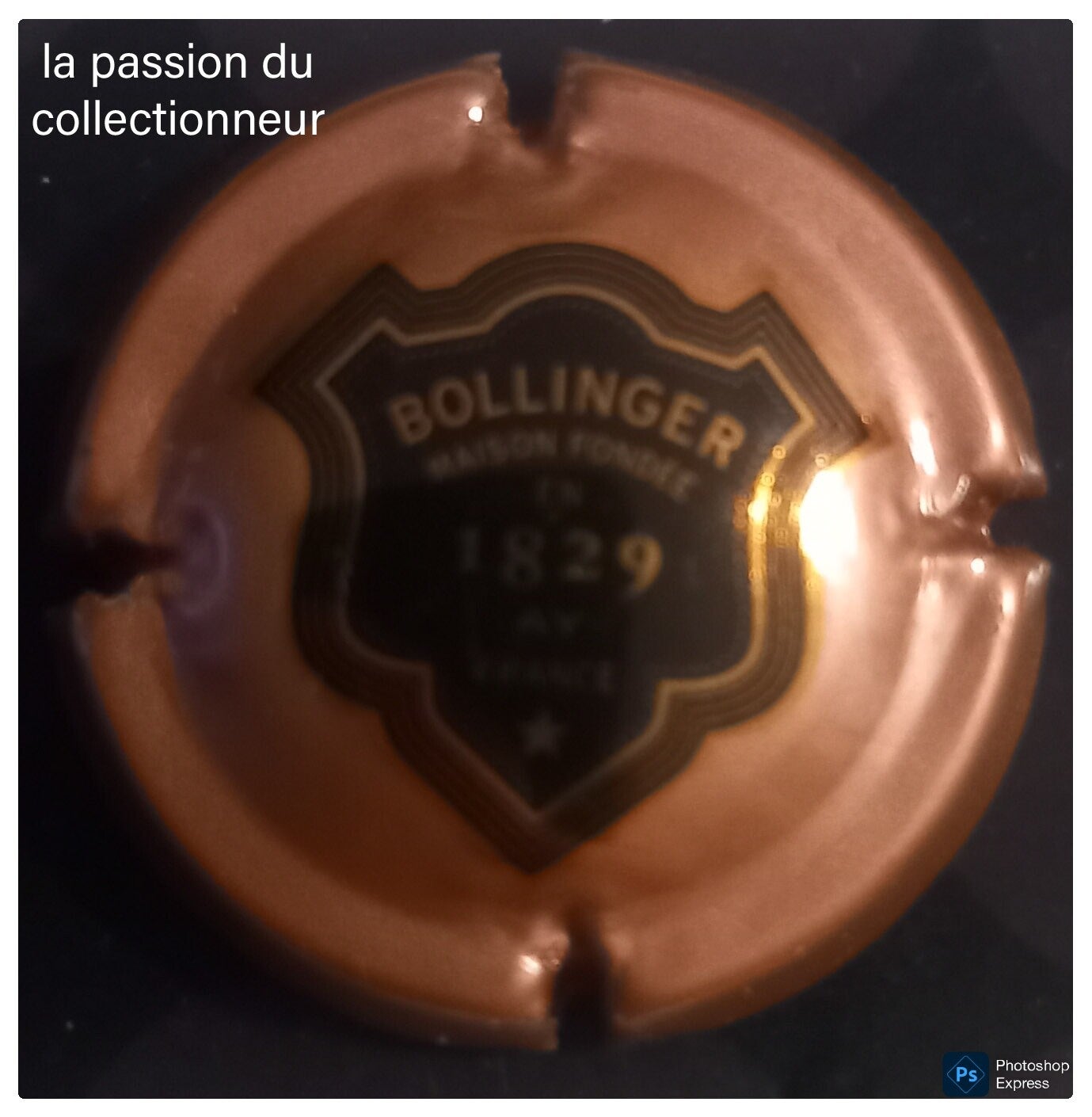 Capsule de champagne Bollinger