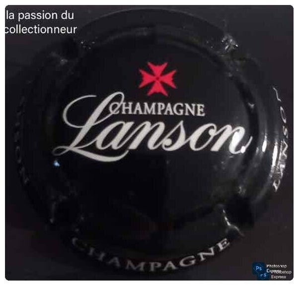 Capsule de champagne Lanson avec écriture sur les côtés