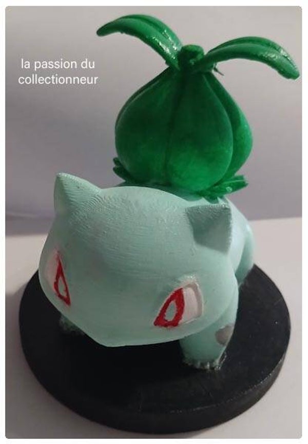 Figurine de bulle bizzard en 3D  9 cm de long sur 10 cm de hautpienture à la main
