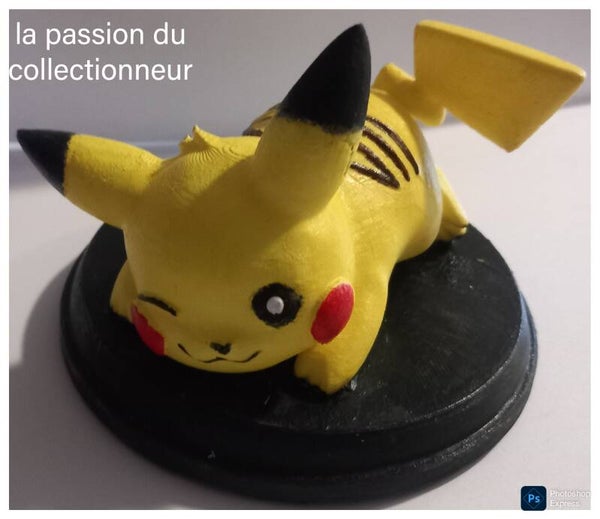 Figure pikachu en 3D 7 cm de haut sur 8 cm de large peinture fait main