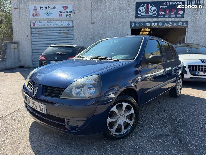 Renault Clio Campus 1.5 dCi 65 ch 2eme MAINS – DISTRI NEUVE – CARTE GRISE OFFERTE