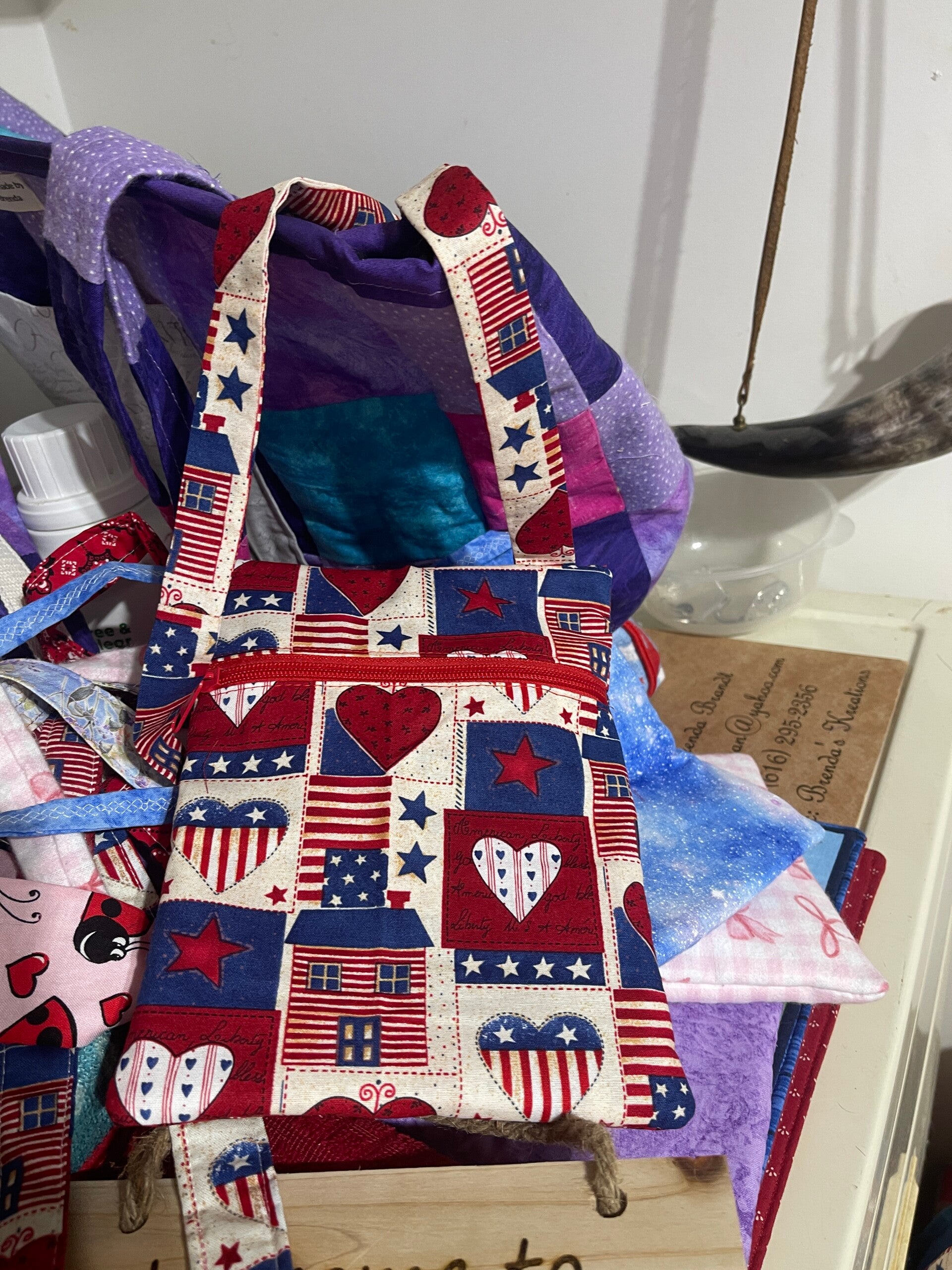 Crossbody purses