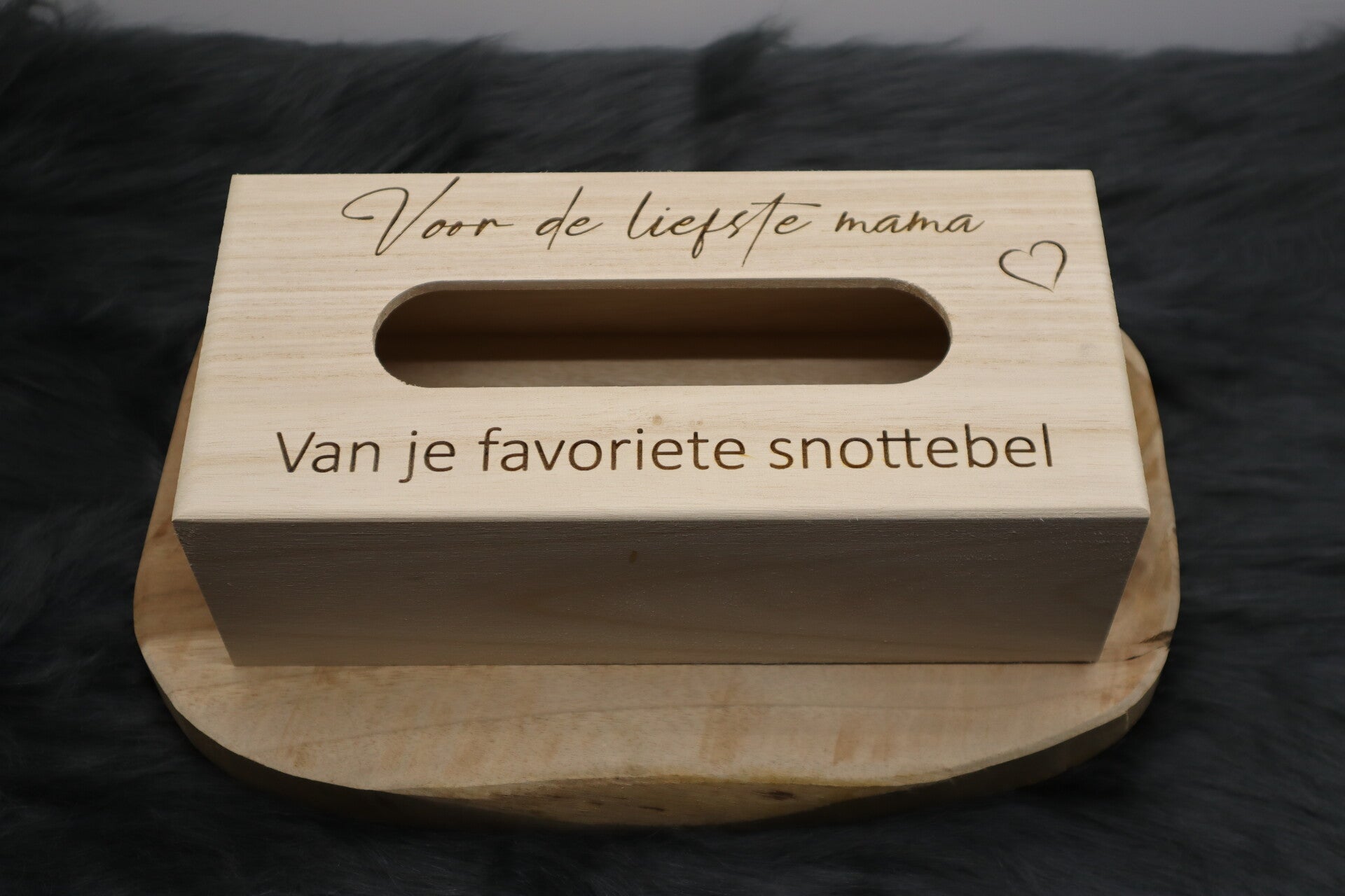 Houten tissue box met gravure
