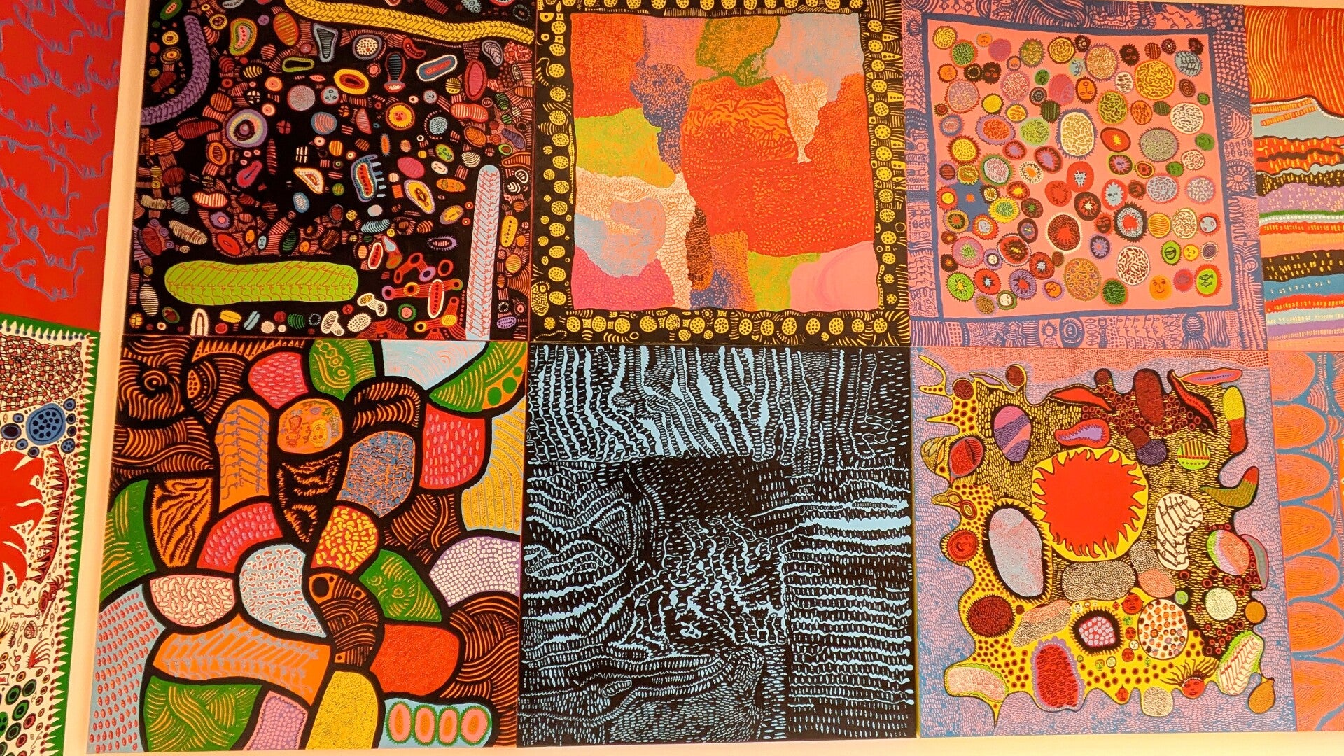 Ein wunderbares Bild in leuchtenden Farben  bei der Ausstellung  Yayoi Kusama im Museum Ludwig in Köln