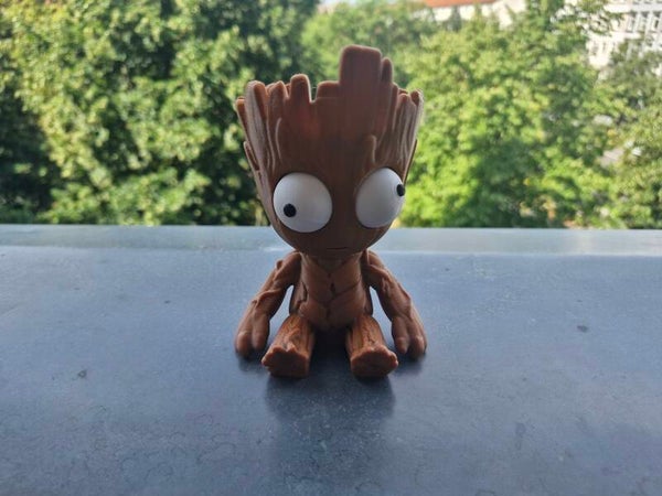 Wackelauge Groot