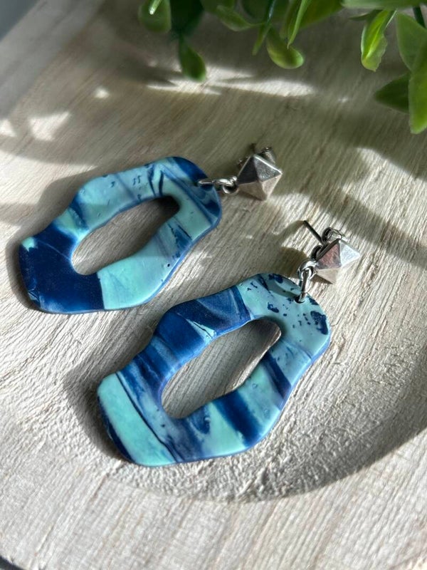Mint & blue donut