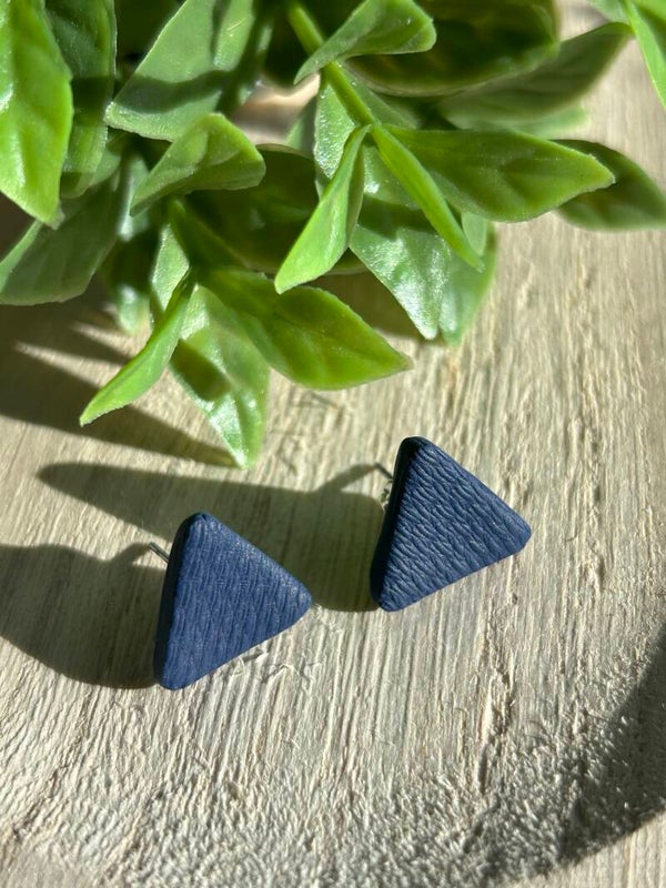 Blue triangle stud