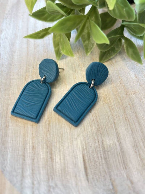 Blue/Green waves