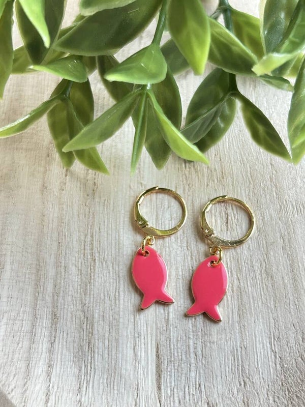 Pink-gold fish