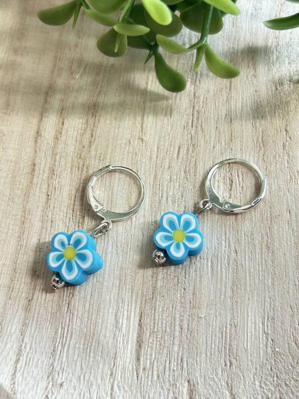 Blue & white flower