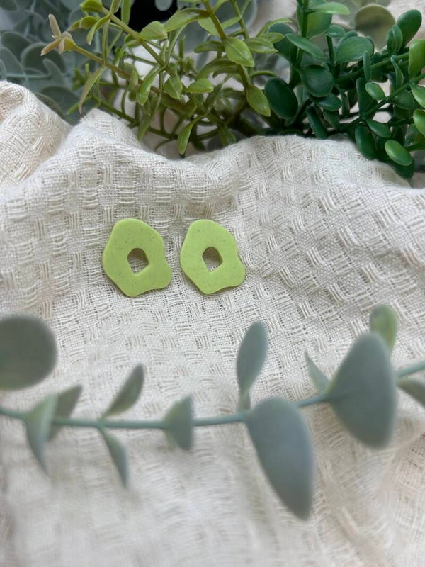 Groene donut stud