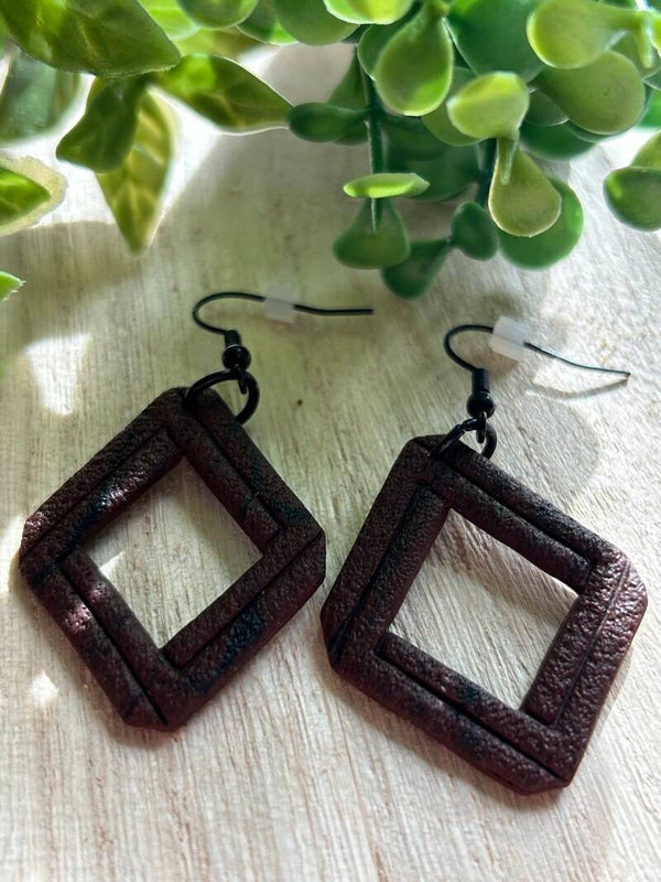 Brown & black square