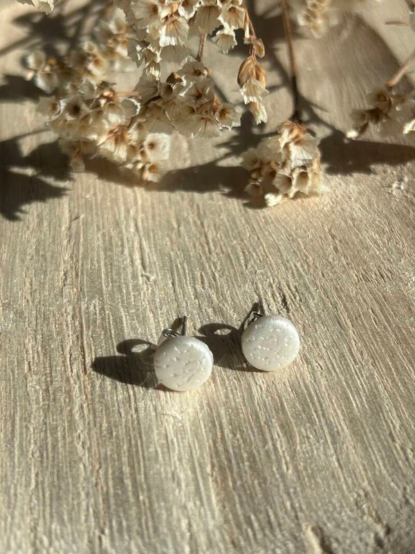 Pearl rough mini stud